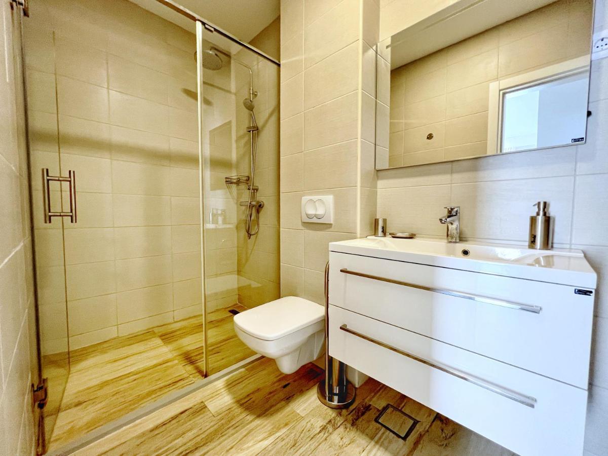 Yourhome Beach First Line Dobra Voda Exteriér fotografie